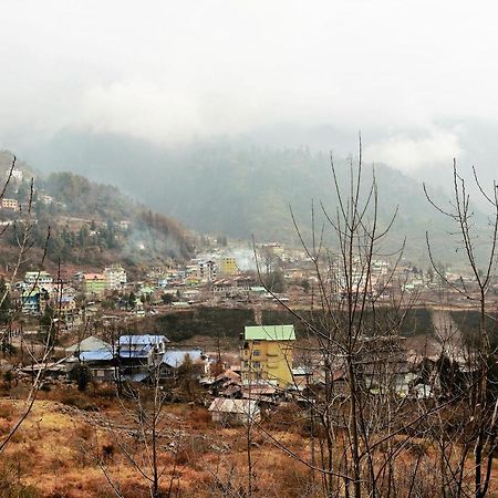 Rufina Apple Valley Inn Lachung Exterior photo