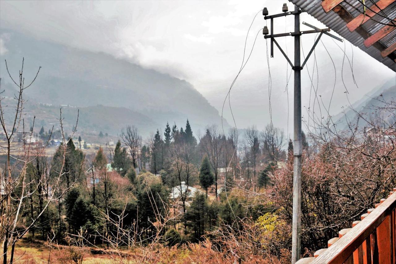 Rufina Apple Valley Inn Lachung Exterior photo