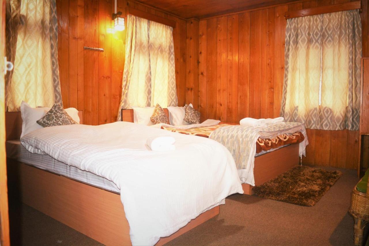 Rufina Apple Valley Inn Lachung Exterior photo